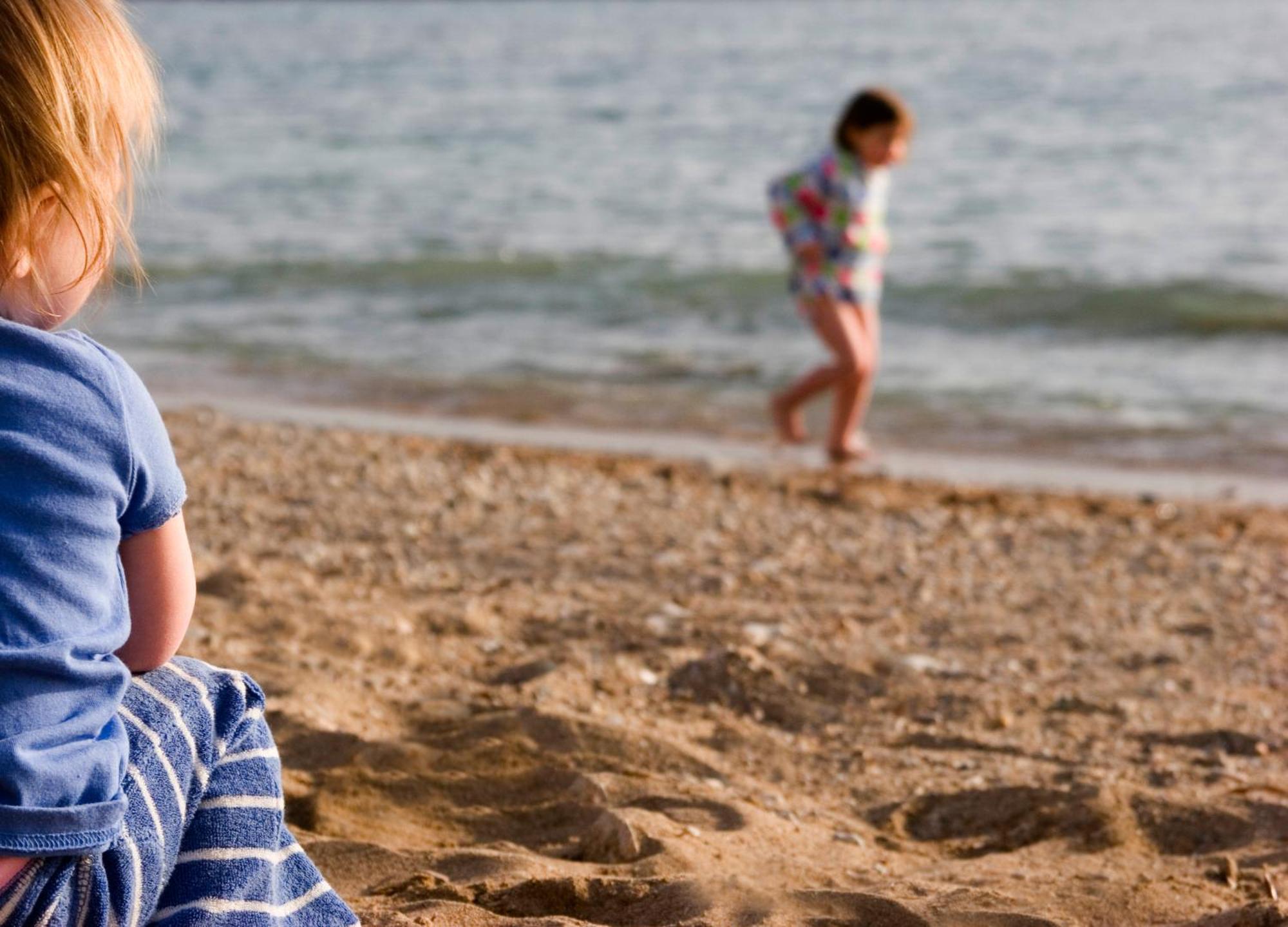 Almyra Paphos Exterior foto Children on a beach